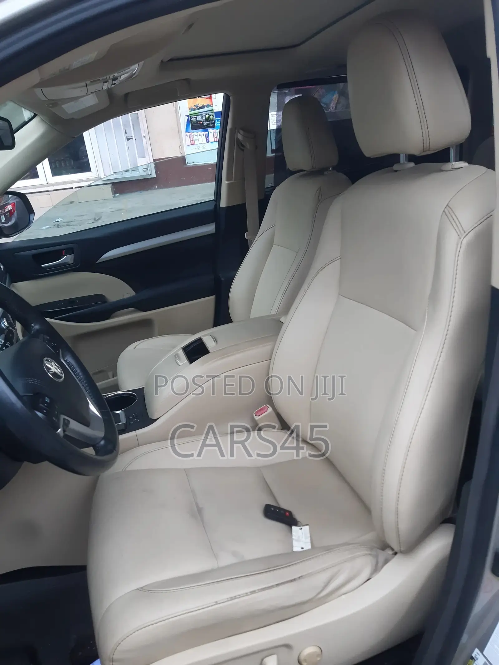 Toyota Highlander 2016 Gold