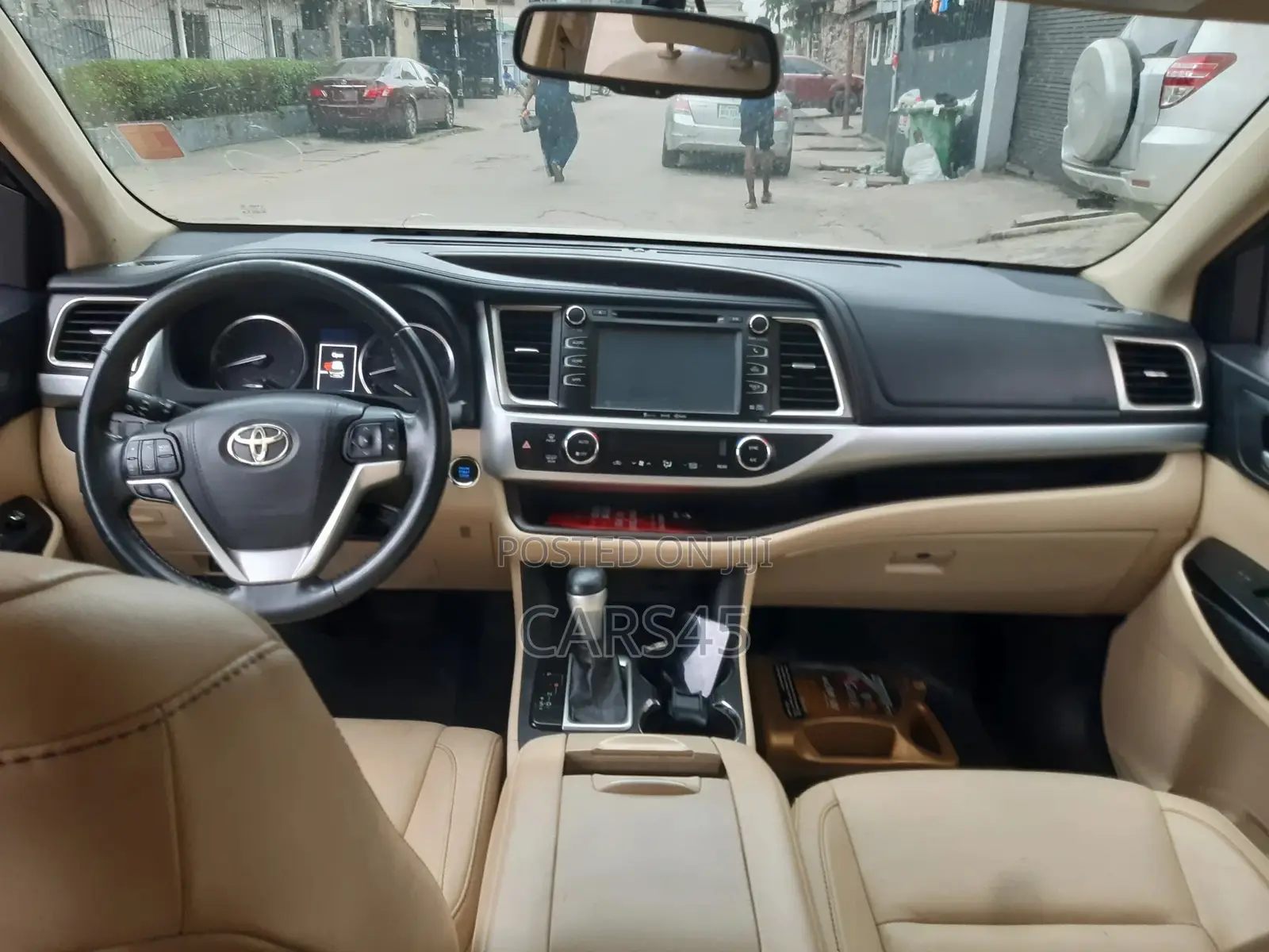 Toyota Highlander 2016 Gold