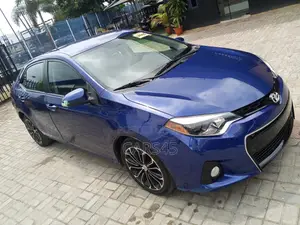 Toyota Corolla 2015 Blue