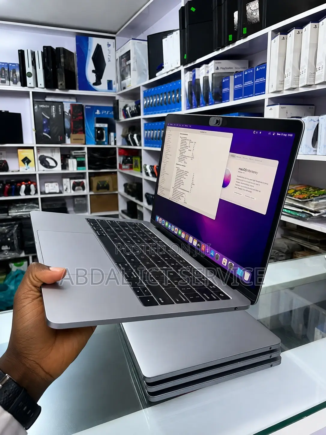 Laptop Apple MacBook Pro 2017 8GB Intel Core i5 SSD 256GB
