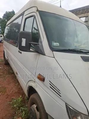 Mercedes-Benz Sprinter 2005 White