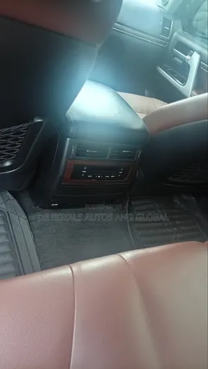 Toyota Land Cruiser 2022 Black