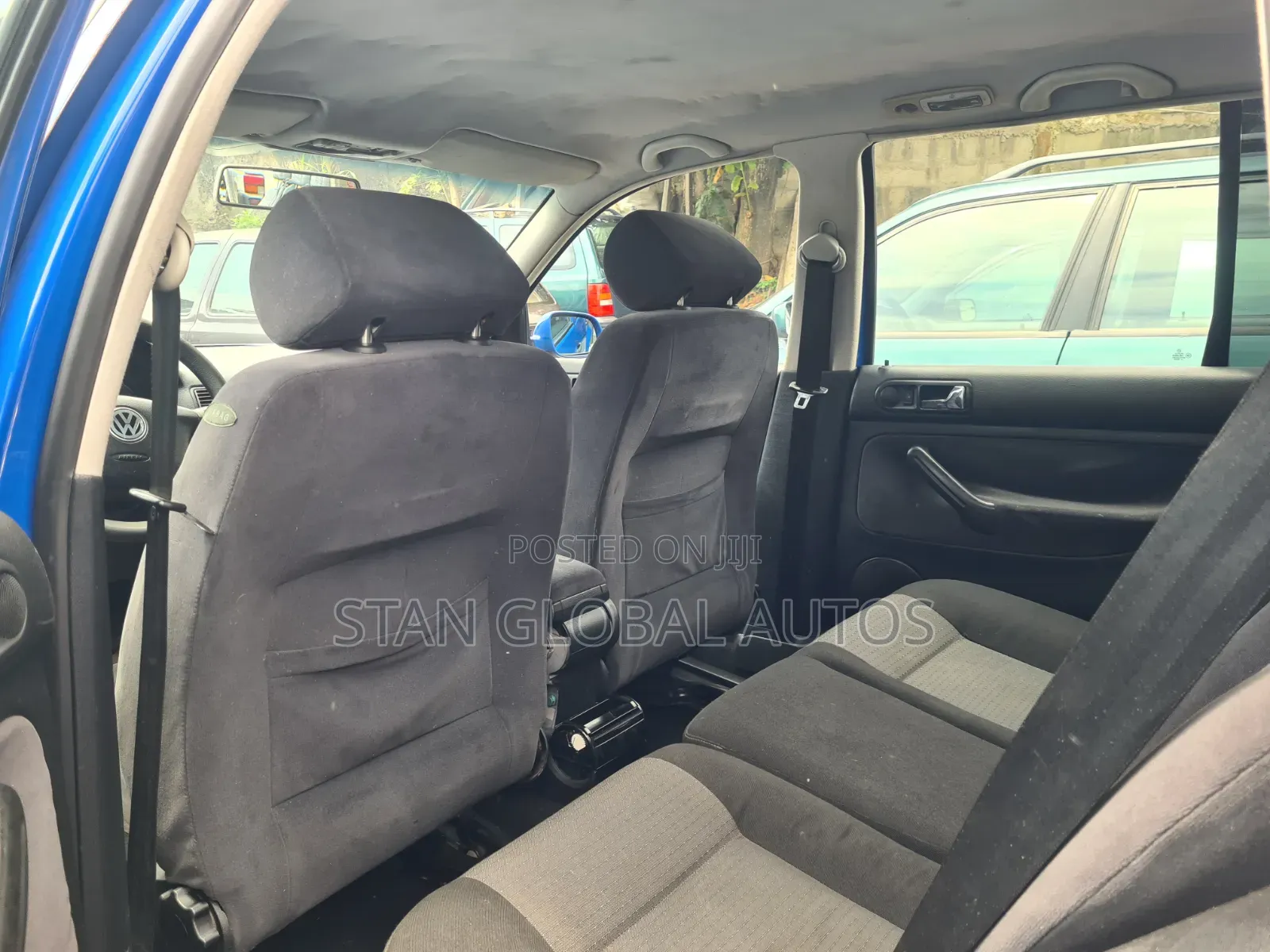 Volkswagen Golf 2002 Blue