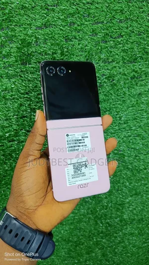 Motorola Razr 2025 256 GB Pink