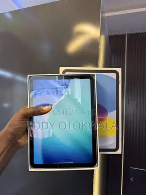 New Apple iPad (2022) 64 GB Blue