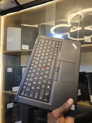 Laptop Lenovo ThinkPad X380 Yoga 8GB Intel Core i7 SSD 256GB
