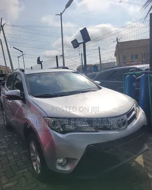 Toyota RAV4 2013 Silver