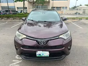 Toyota RAV4 SE AWD (2.5L 4cyl 6A) 2017 Burgundy