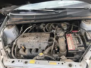 Toyota Yaris 2006 Silver