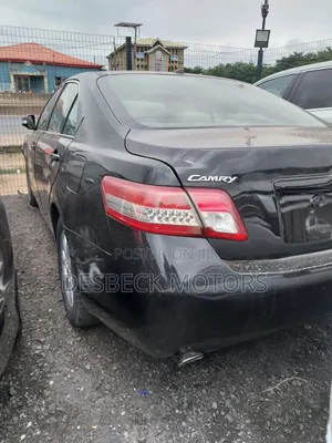 Toyota Camry LE V6 4dr Sedan (3.5L 6cyl 6A) 2011 Black