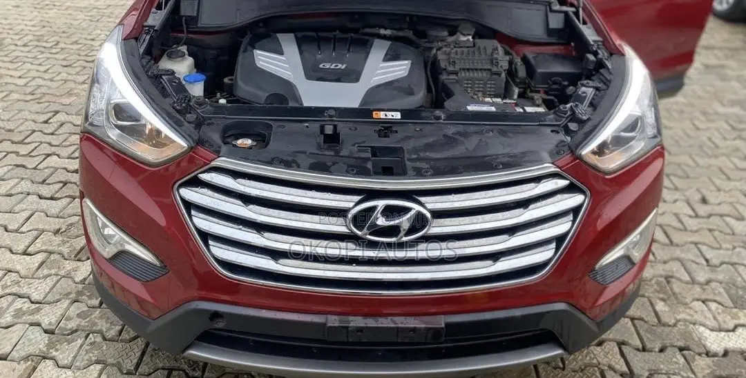 Hyundai Santa Fe 2015 Red