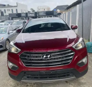 Hyundai Santa Fe 2015 Red
