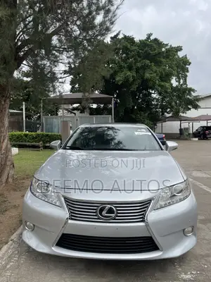 Lexus ES 350 FWD 2013 Silver
