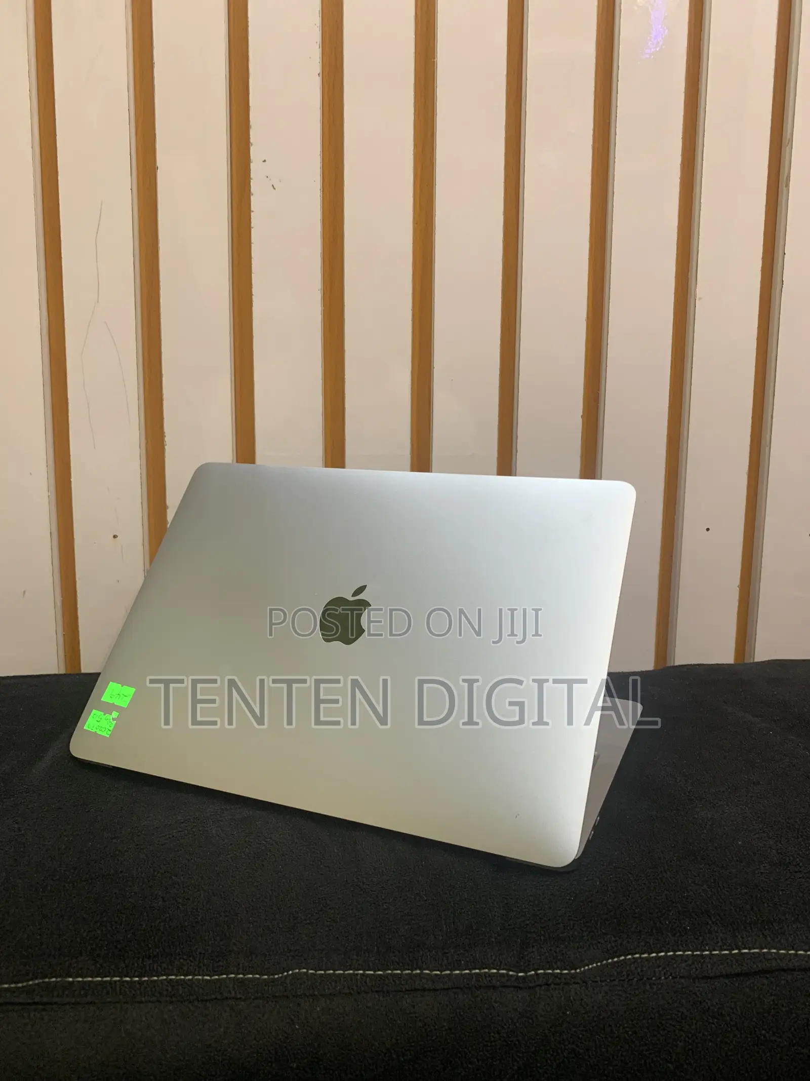 Laptop Apple MacBook Pro 2020 32GB Intel Core i7 SSD 512GB
