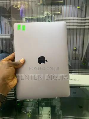 Laptop Apple MacBook Pro 2020 32GB Intel Core i7 SSD 512GB