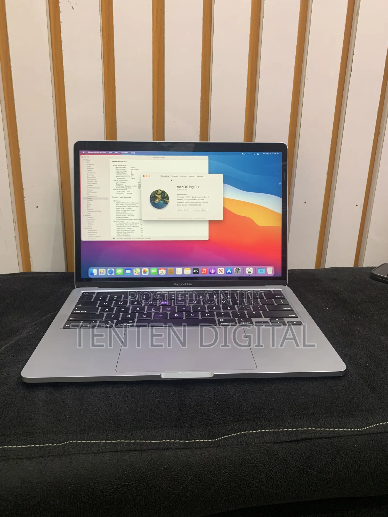 Laptop Apple MacBook Pro 2020 32GB Intel Core i7 SSD 512GB