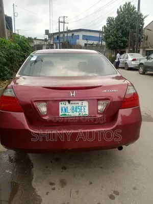 Honda Accord 2006 Red