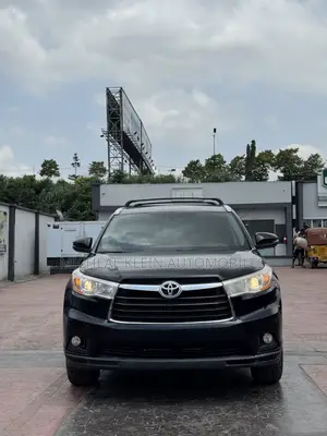 Toyota Highlander XLE 4dr SUV AWD (3.5L 6cyl 6A) 2015 Black