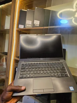 Laptop Dell Latitude 7400 8GB Intel Core i5 SSD 256GB