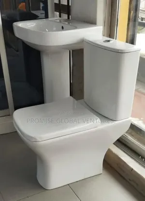 Vista High Quality Water Closet