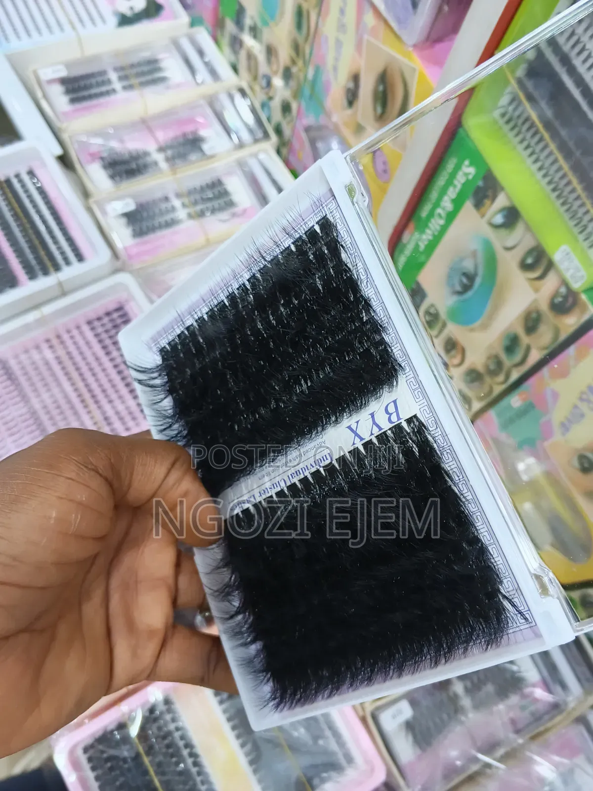 Cluster Eyelashes, Extension Eyelashes, Cat-Eye NAILS.
