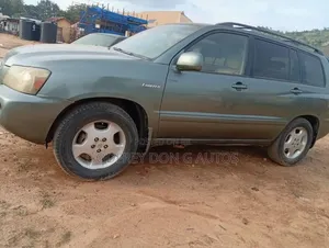 Toyota Highlander 2005 Gray