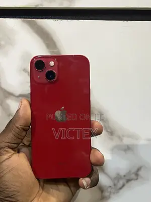 Apple iPhone 13 128 GB Red