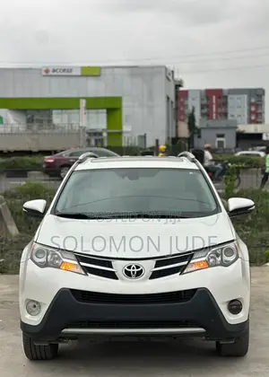 Toyota RAV4 2016 White