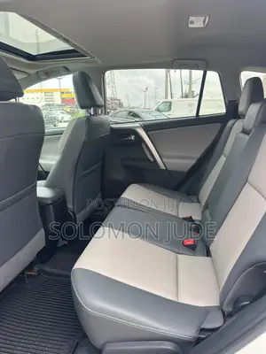 Toyota RAV4 2016 White