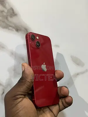 Apple iPhone 13 128 GB Red