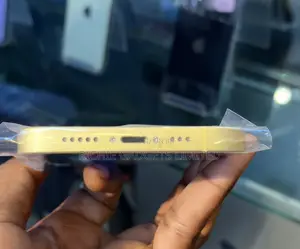 Apple iPhone 14 128 GB Yellow