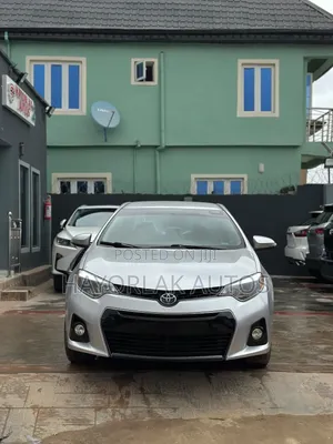 Toyota Corolla S Plus 4dr Sedan (1.8L 4cyl CVT) 2015 Silver