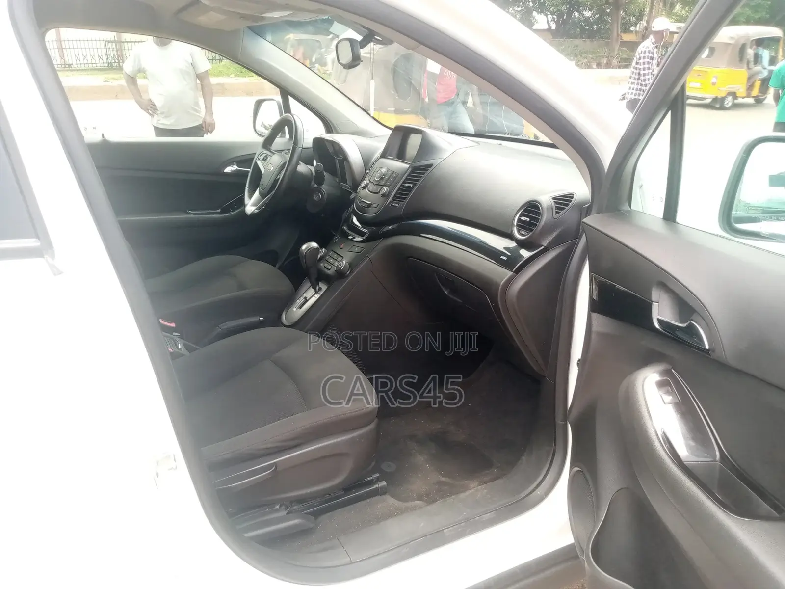 Chevrolet Equinox 2014 White