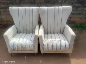 Top Quality 2 Modern Accent Chairs