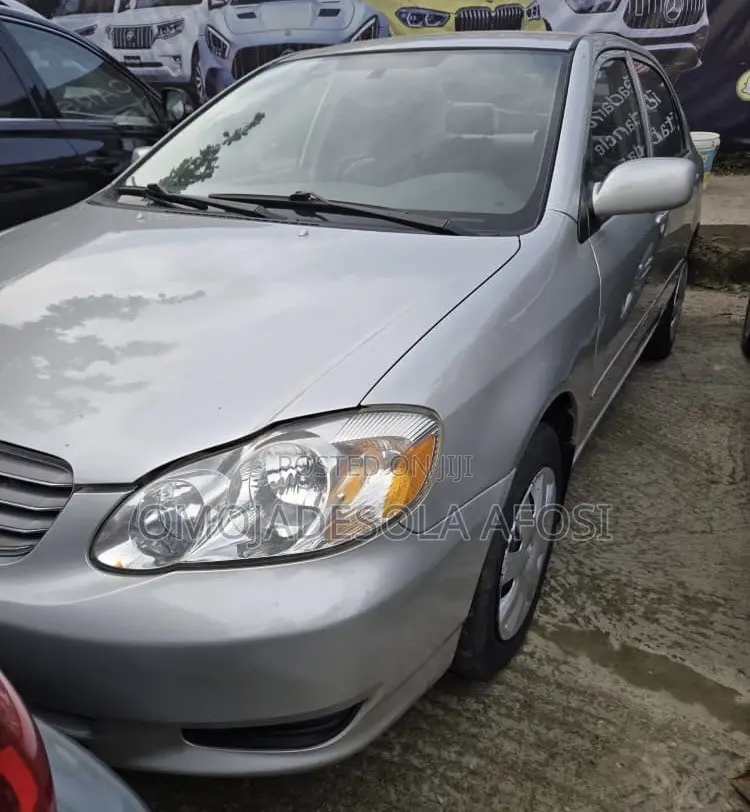 Toyota Corolla 2004 Silver