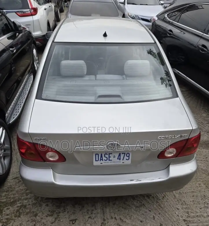 Toyota Corolla 2004 Silver
