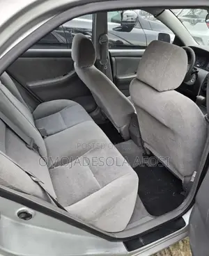 Toyota Corolla 2004 Silver