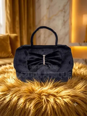 Ene Velvet Bag