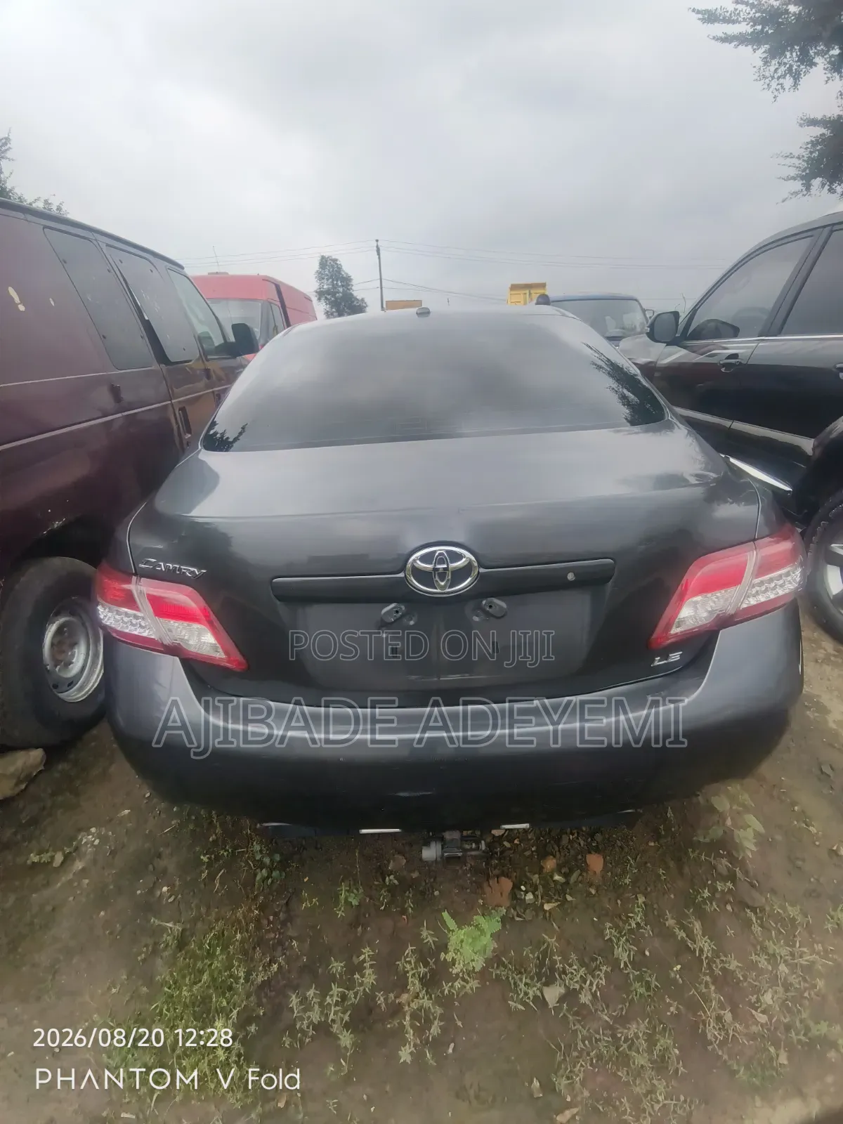Toyota Camry 2010 Gray