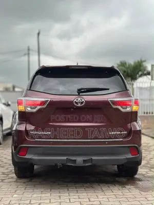 Toyota Highlander Limited 4dr SUV AWD (3.5L 6cyl 6A) 2015 Burgundy