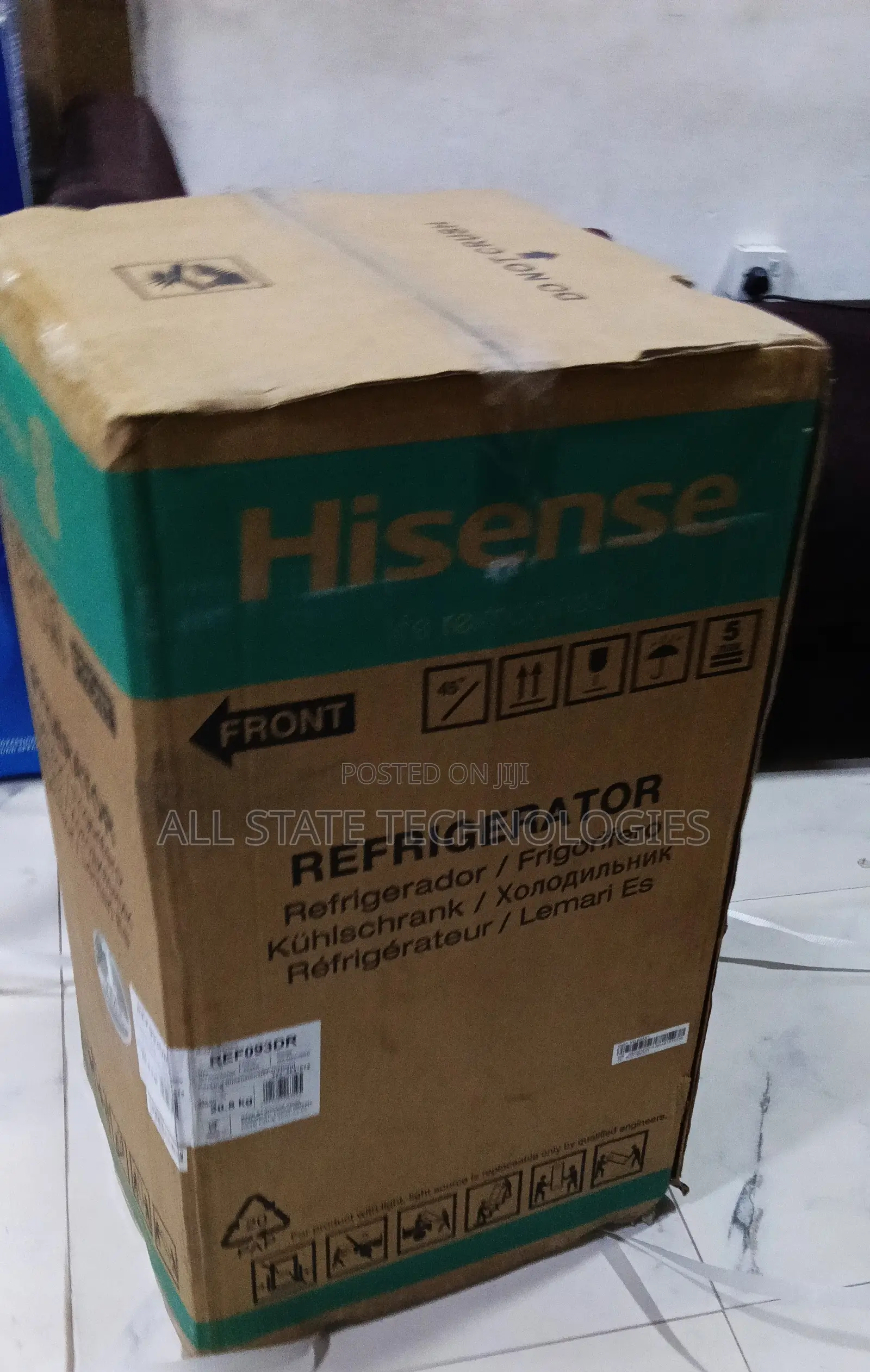 Hisense REF093DR Mini Fridge 90L