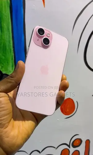 Apple iPhone 15 128 GB Pink