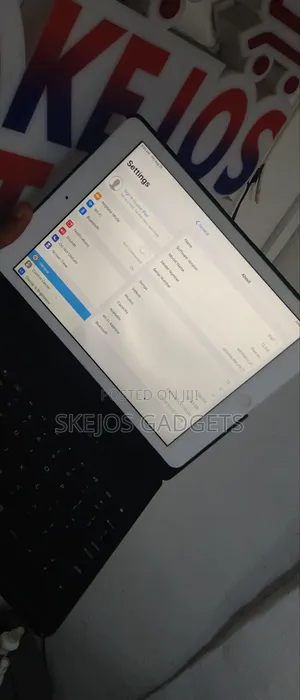 Apple iPad Air 128 GB Silver