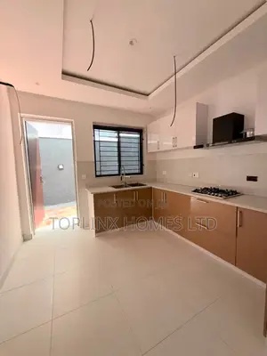 4bdrm House in Pearl Gardens Estate, Sangotedo for sale