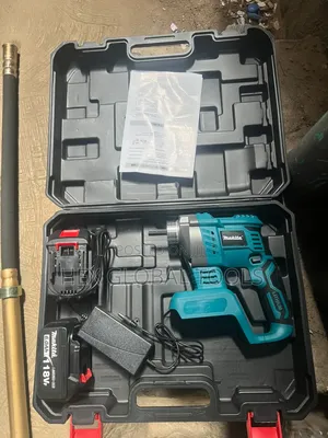 Makita Cordless Vibrator