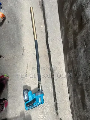 Makita Cordless Vibrator