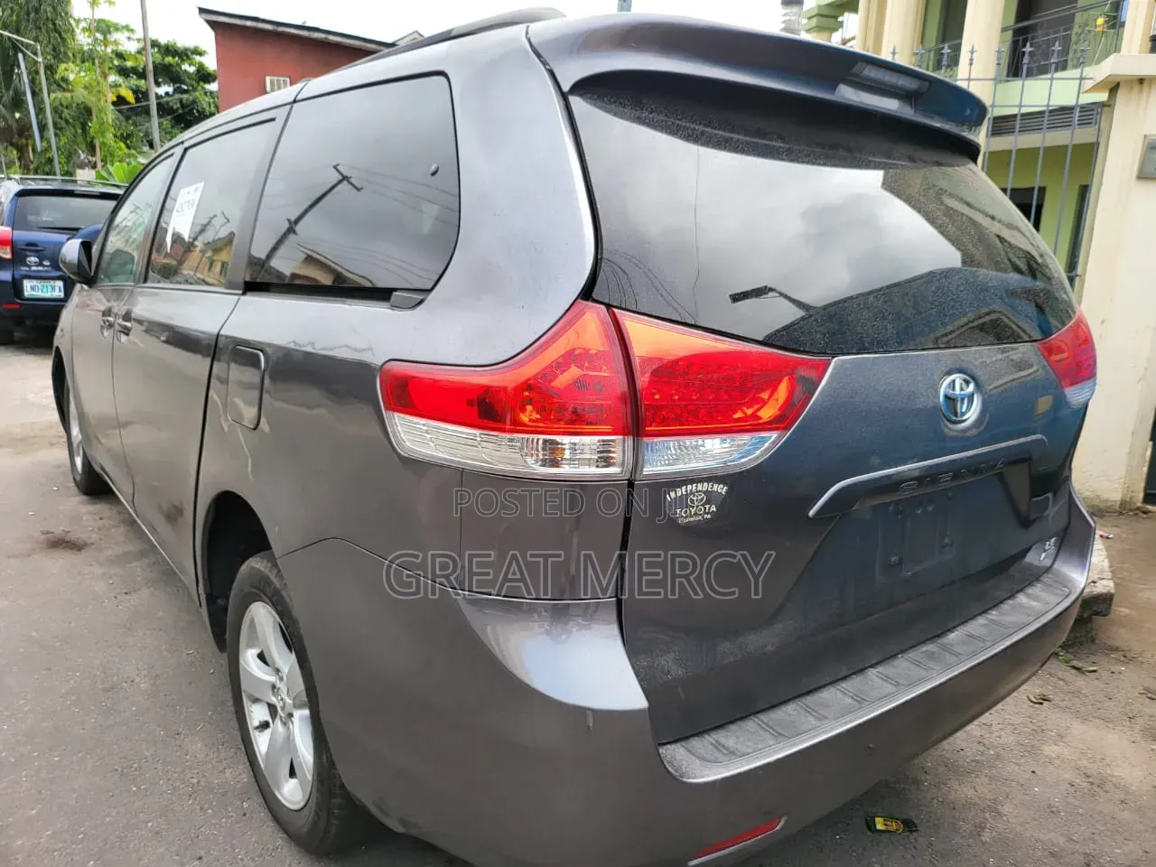 Toyota Sienna 2013 Gray
