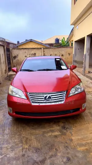 Lexus ES 350 2010 Red