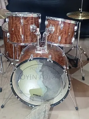 Complete Drum Set . Contact This Lines Or