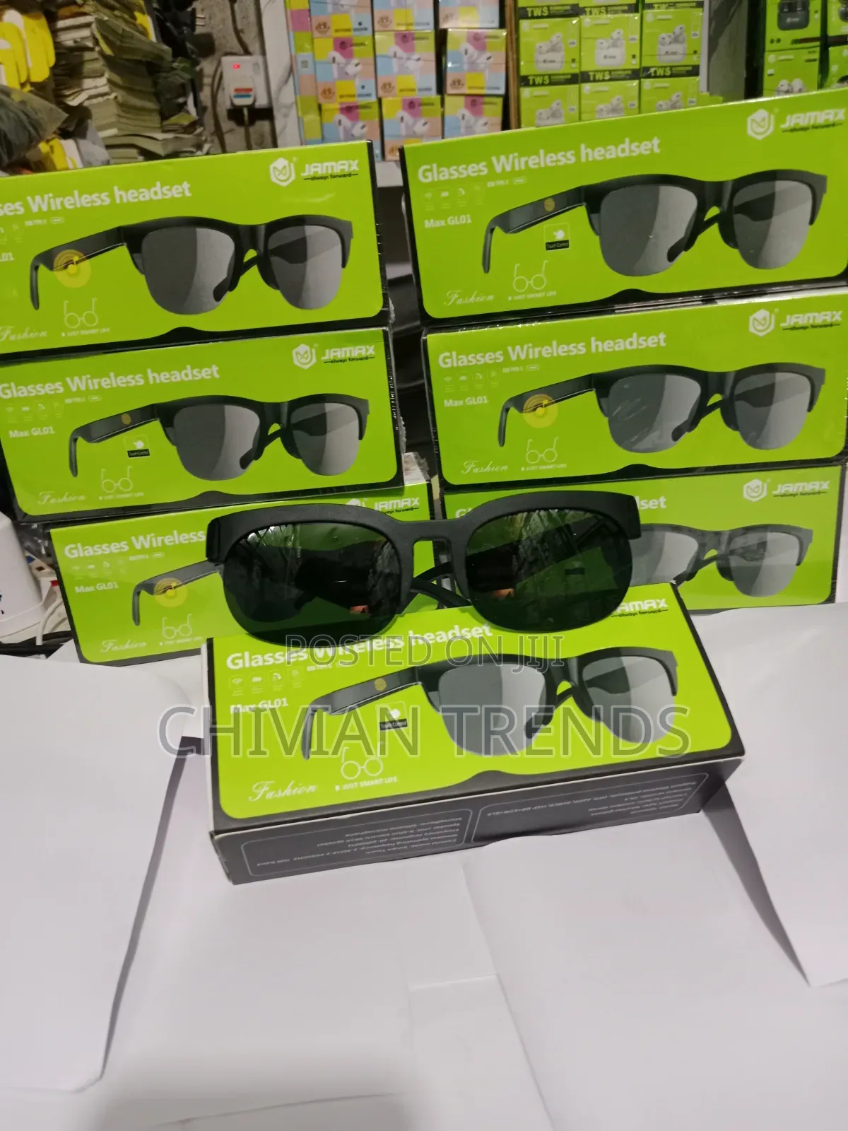 Eyeglass With Wireless Bluetooth